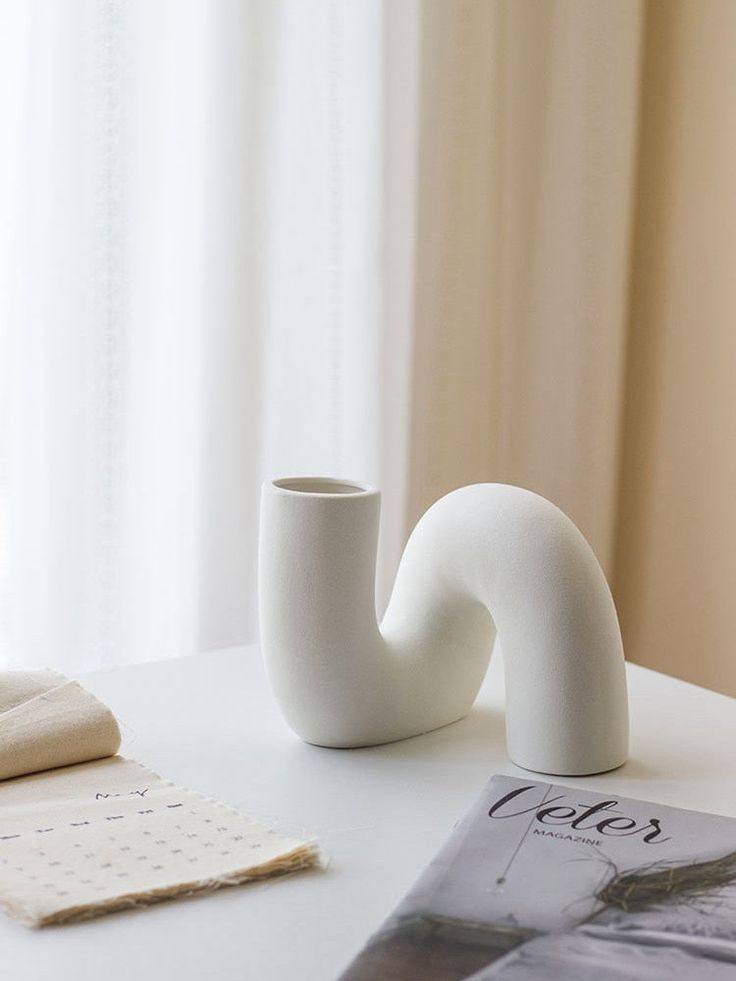 Ceramic Vase - Minimalist Decor - Maison Nude