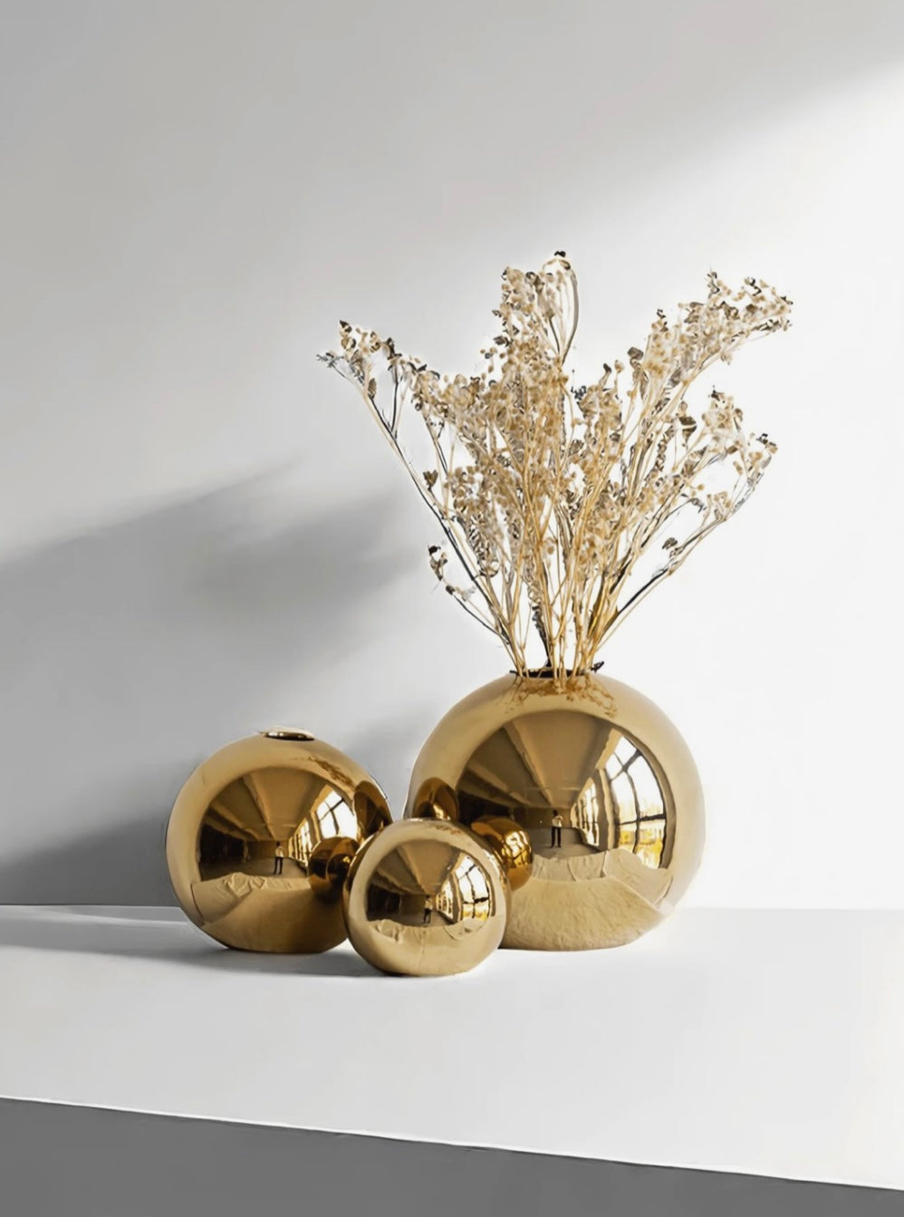 Ceramic Gold Vase - Maison Nude